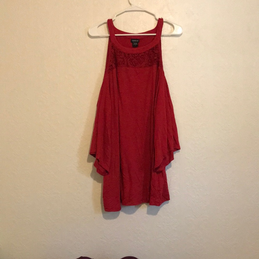 Lace Cold Shoulder Top